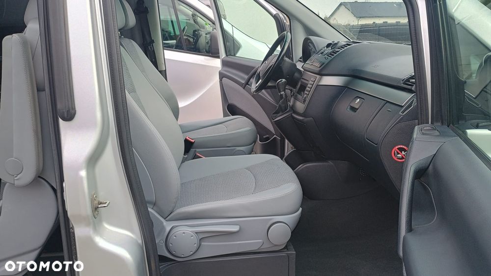 Mercedes-Benz Viano 3.0 CDI DPF extralang Automatik Trend - 12