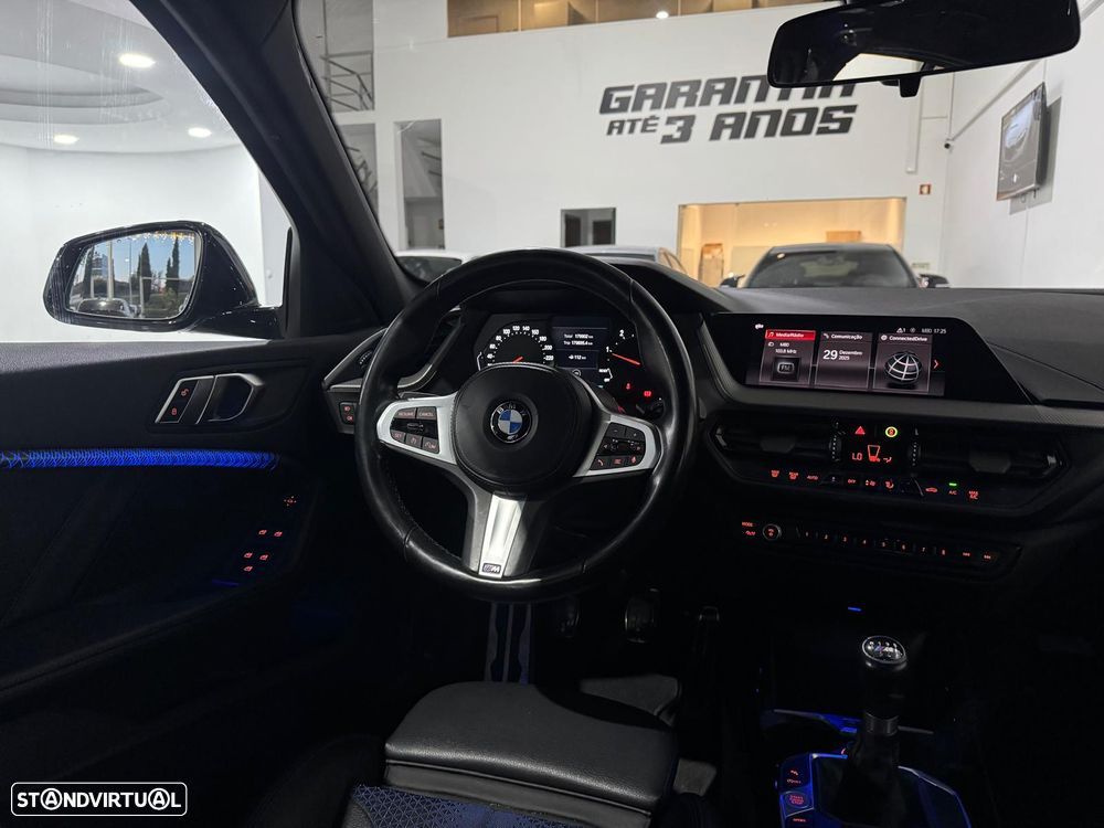 BMW 116 d Pack M - 44