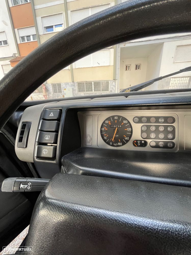 Renault 5 1.1 GTL - 19