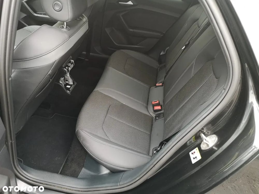 Audi A1 Sportback 35 TFSI S-Line S tronic - 26
