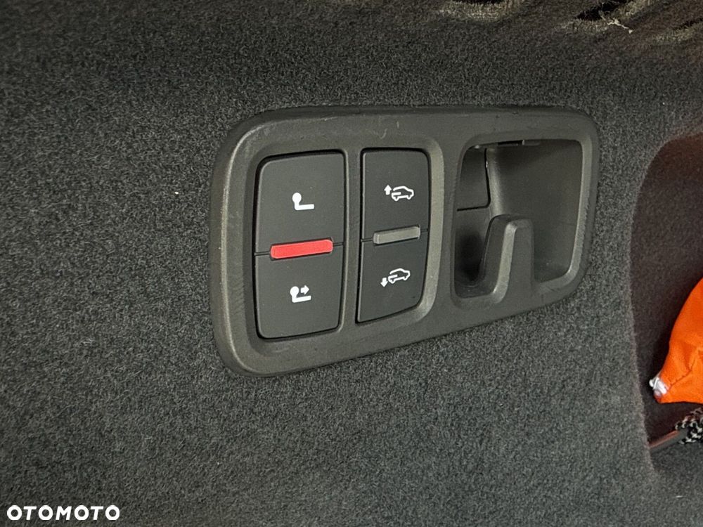 Audi Q8 50 TDI mHEV Quattro Tiptronic - 37