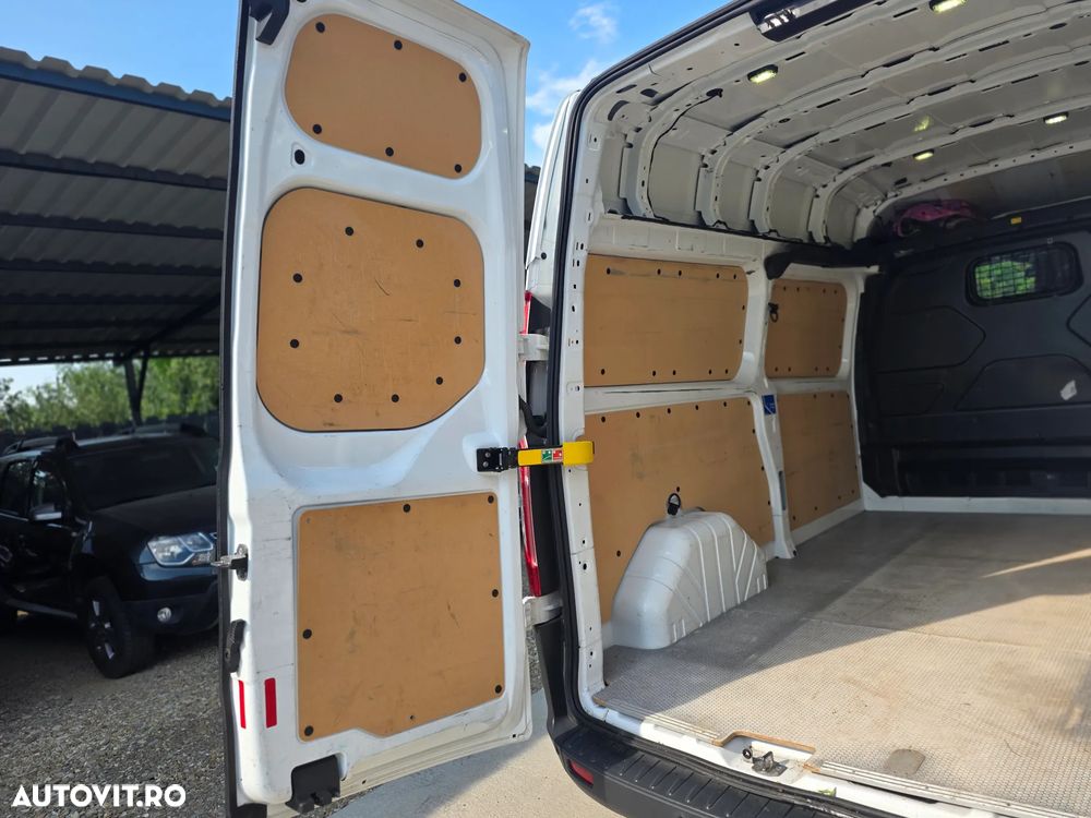 Ford TRANSIT CUSTOM - 33