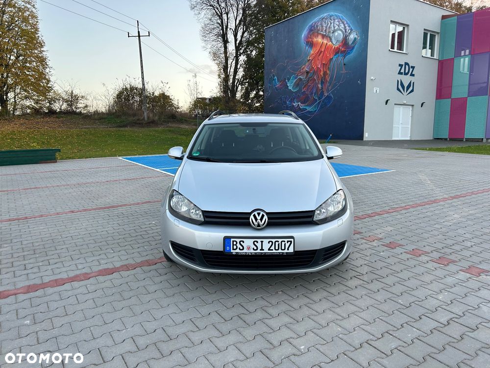 Volkswagen Golf - 22