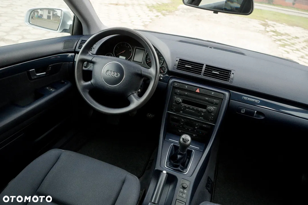 Audi A4 Avant 1.8T Quattro - 27