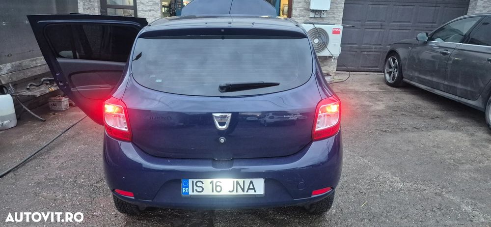 Dacia Sandero 1.2 16V 75 Ambiance - 8