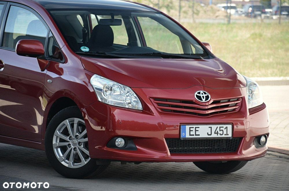 Toyota Verso - 4