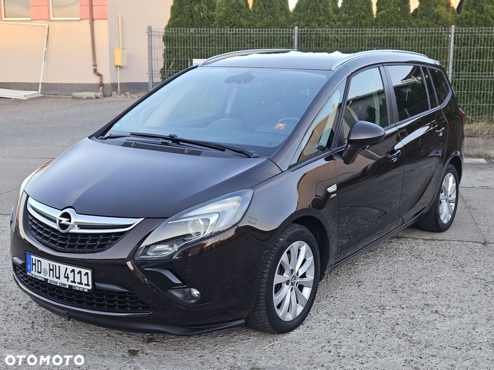 Opel Zafira 2013 photo 2