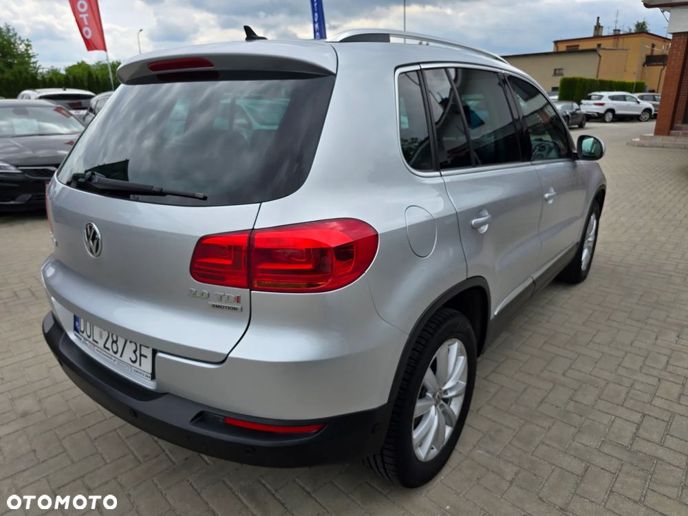 Volkswagen Tiguan - 4