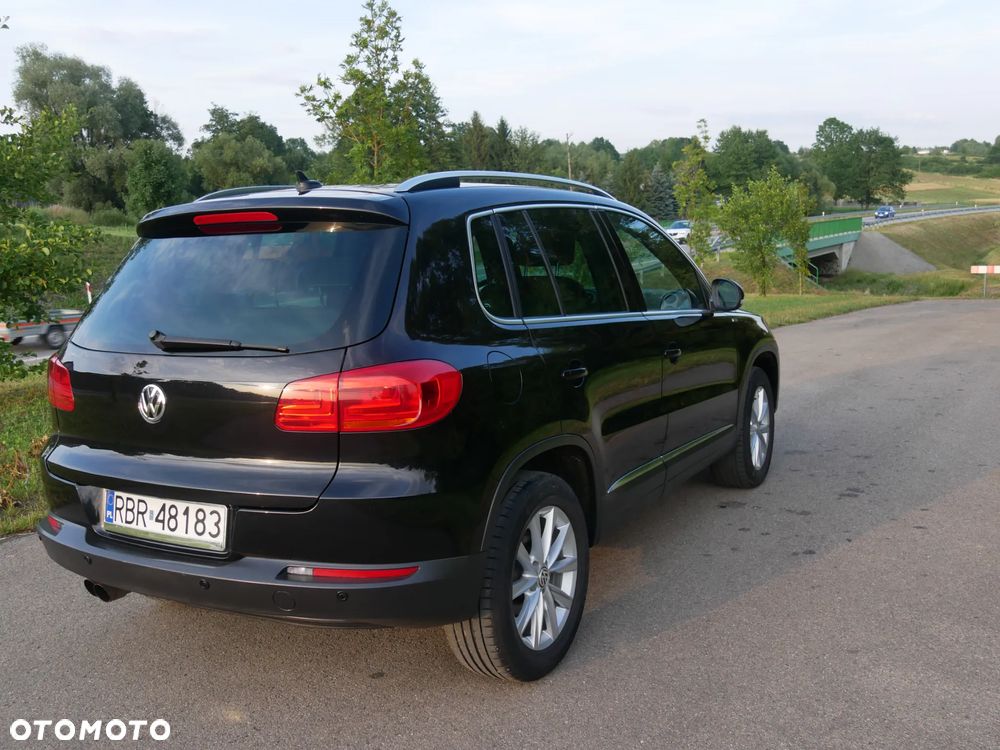 Volkswagen Tiguan 2.0 TDI DPF 4Motion BlueMotion Technology DSG Lounge Track & Style - 5