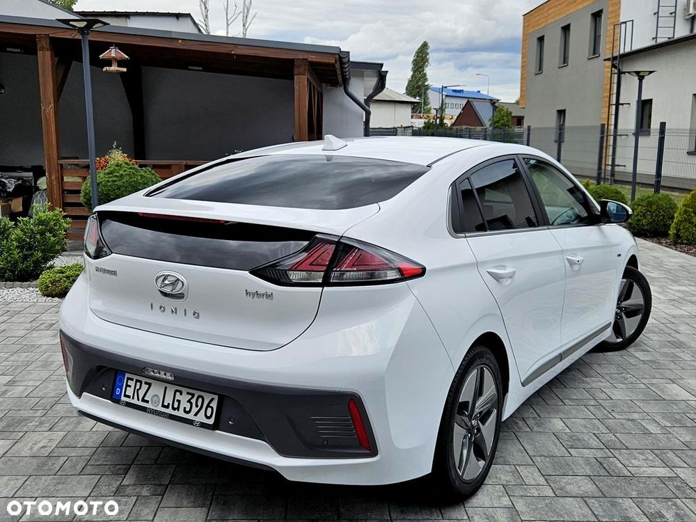 Hyundai IONIQ 1.6 GDI Premium - 11