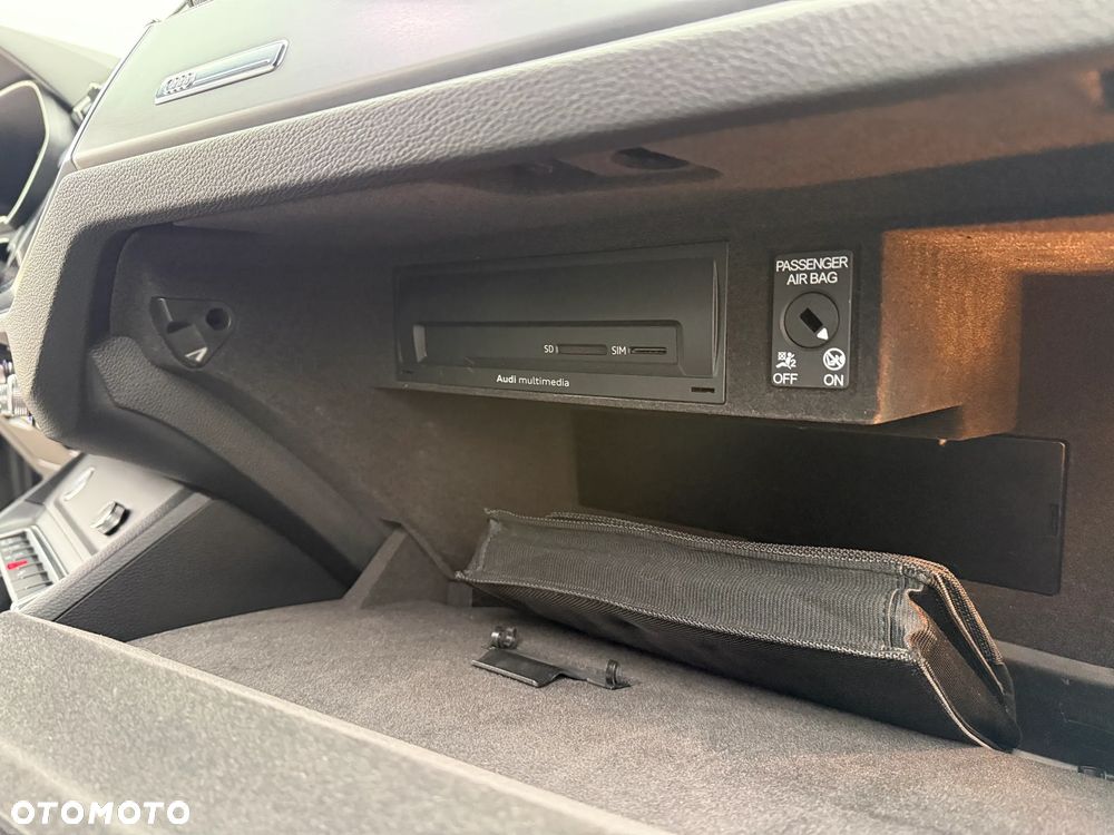 Audi Q3 35 TDI S tronic S line - 16