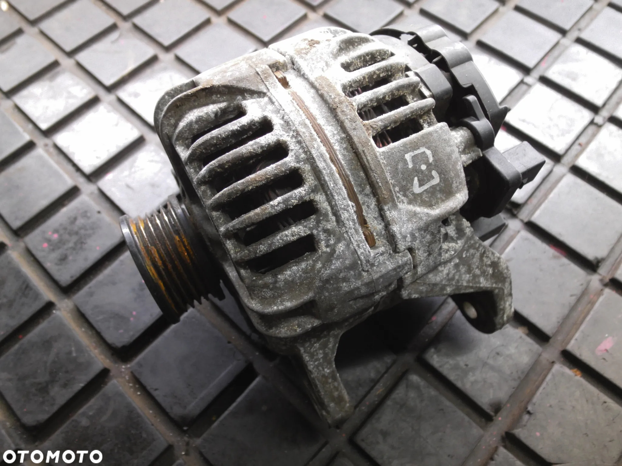 Alternator SKODA Fabia 1 1.4mpi 047 903 015 Q 047903015Q POSIADAM 2 SZT - 4