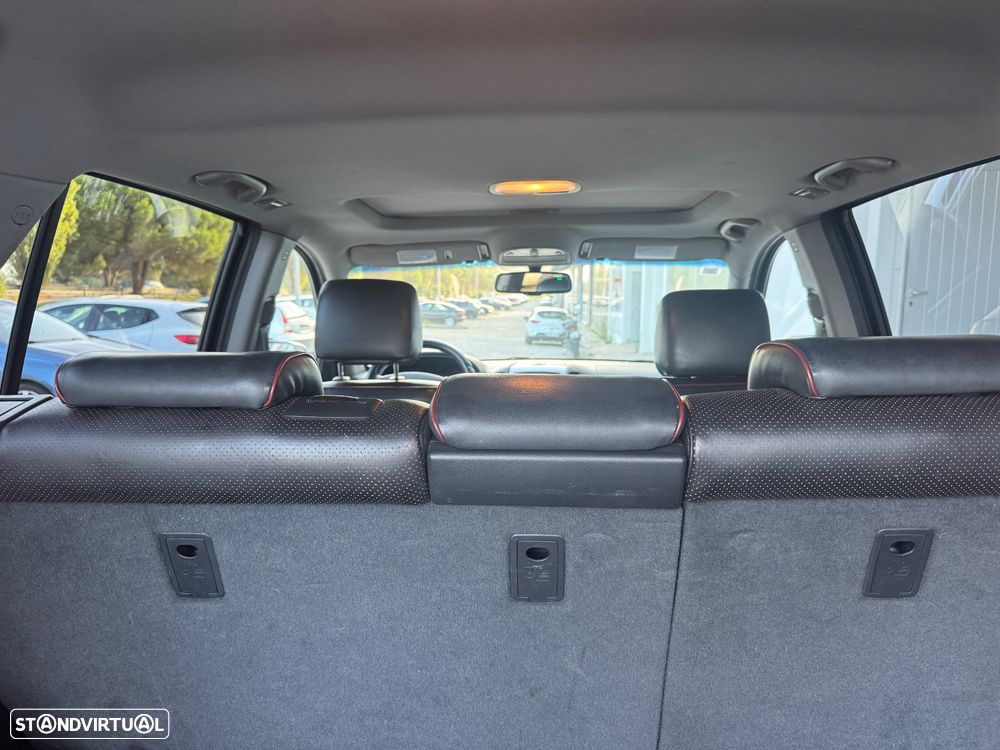 Hyundai Santa Fe 2.2 CRDi 7Wagon Style Aut. - 13