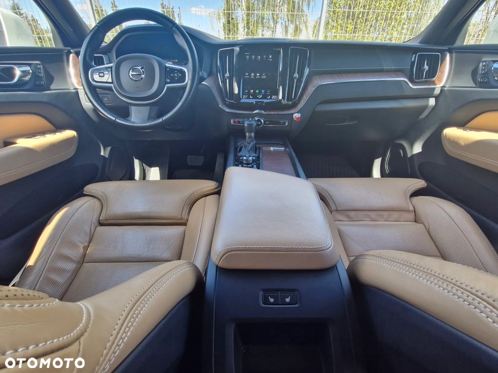 Volvo XC 60 T5 AWD Inscription - 22