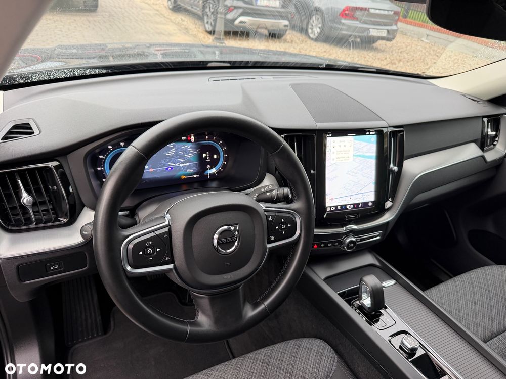 Volvo XC 60 B4 B Core - 9