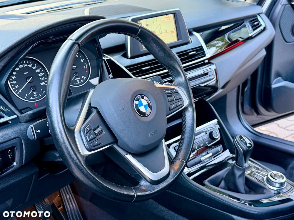 BMW Seria 2 218i Advantage - 25