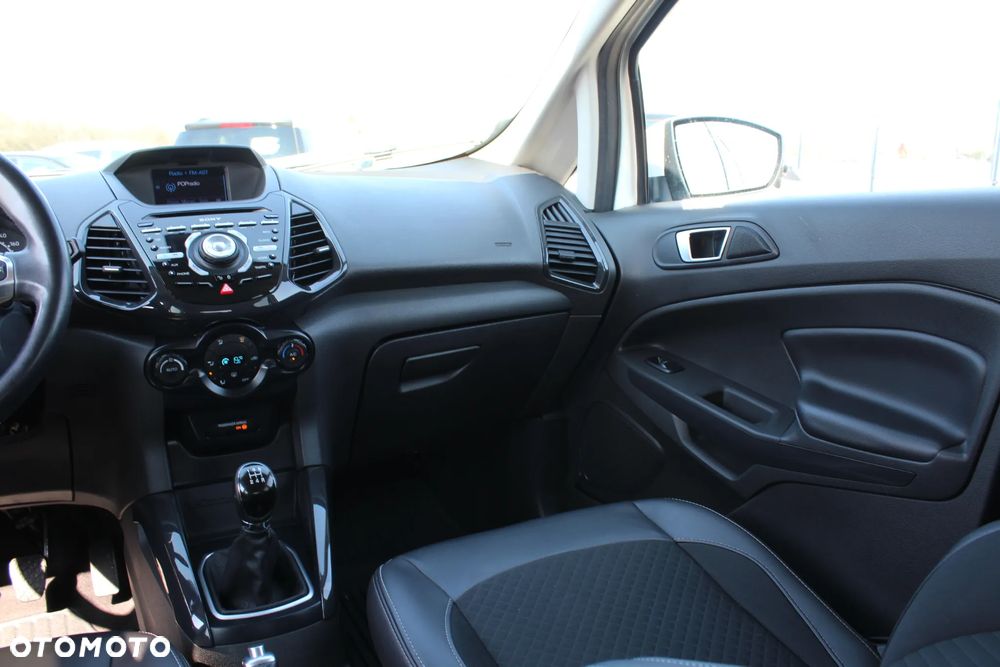 Ford EcoSport 1.0 EcoBoost TITANIUM - 28