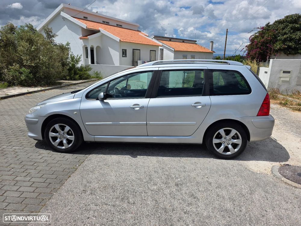 Peugeot 307 SW 1.6 HDi Executive - 1