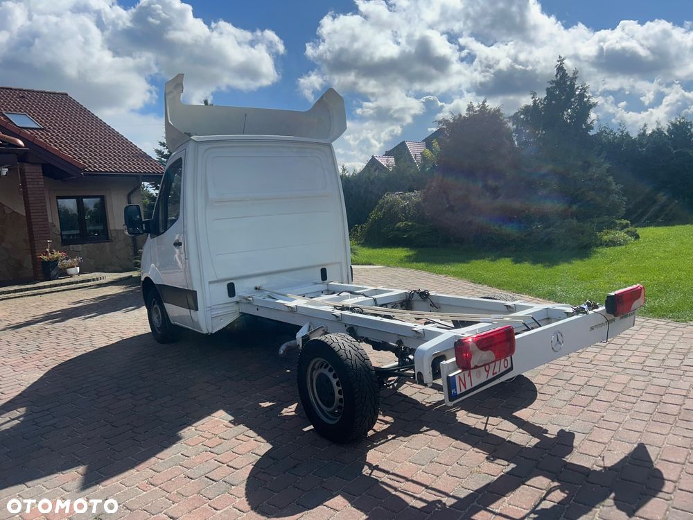 Mercedes-Benz Sprinter - 4