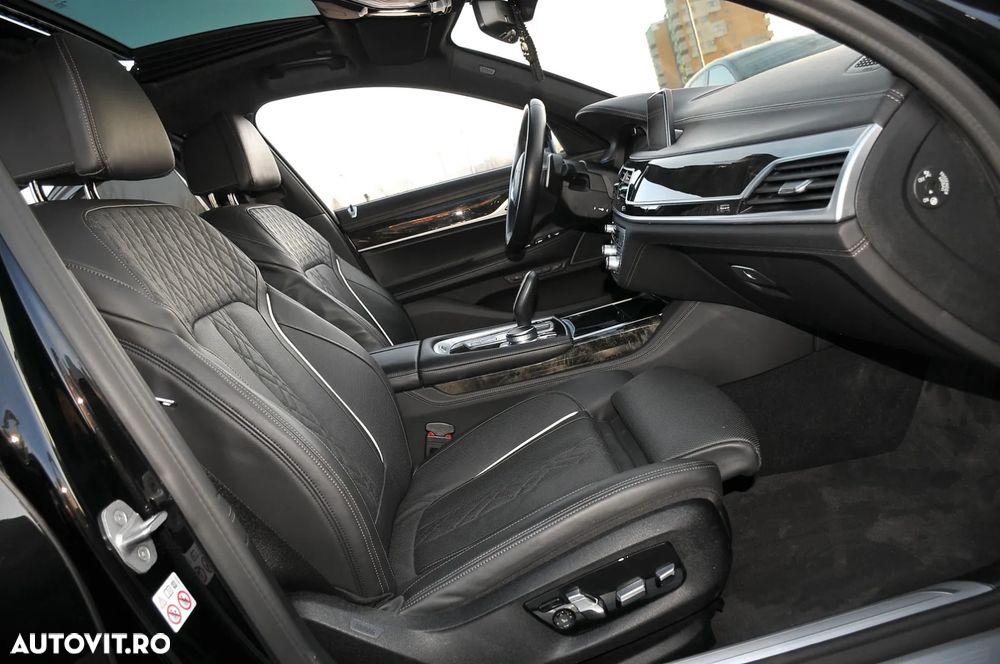 BMW Seria 7 740d xDrive - 9