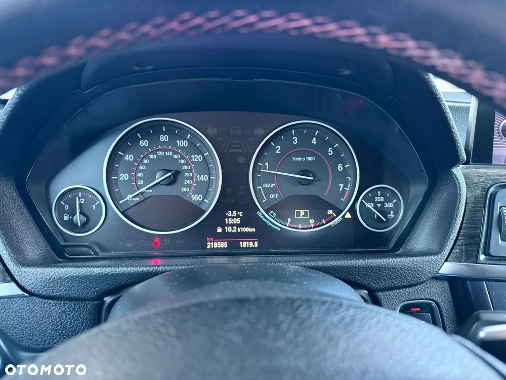 BMW Seria 3 335i Sport Line - 23