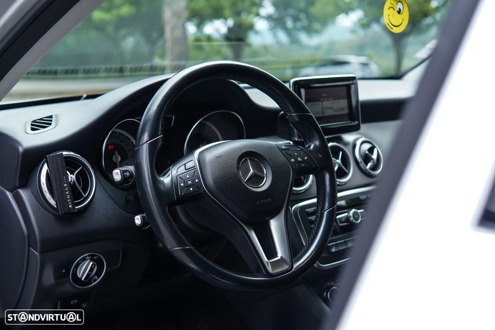 Mercedes-Benz GLA 220 CDI Style - 41