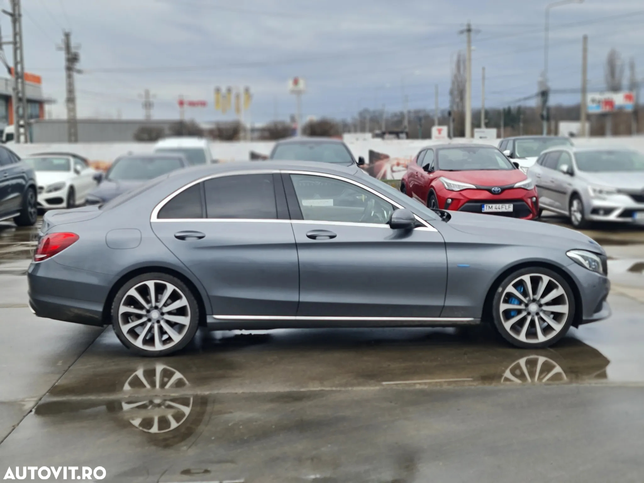 Mercedes-Benz C - 7