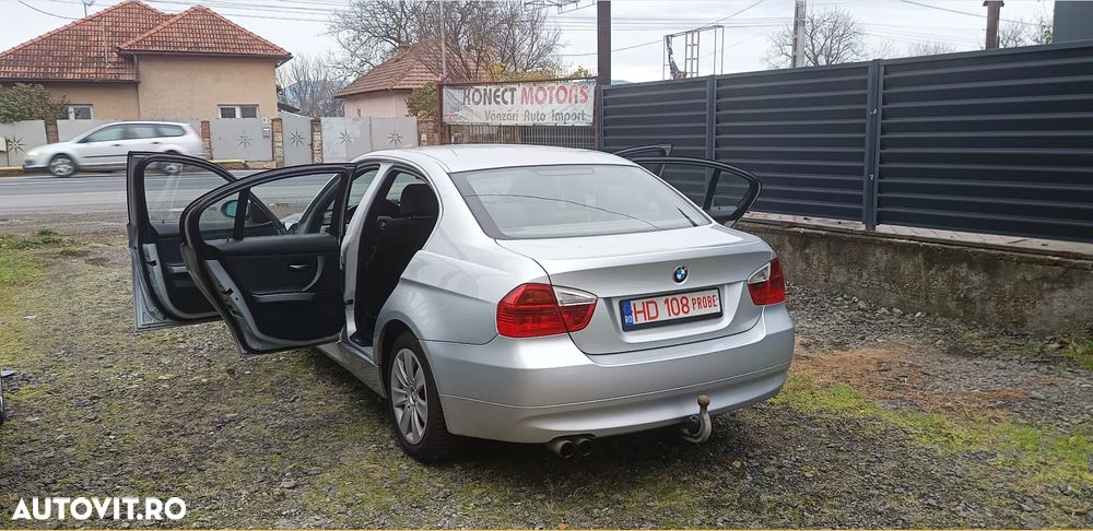 BMW Seria 3 325xi - 20