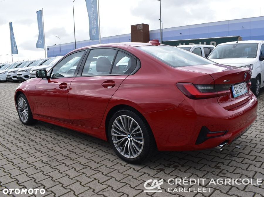 BMW Seria 3 330i xDrive Sport Line - 8