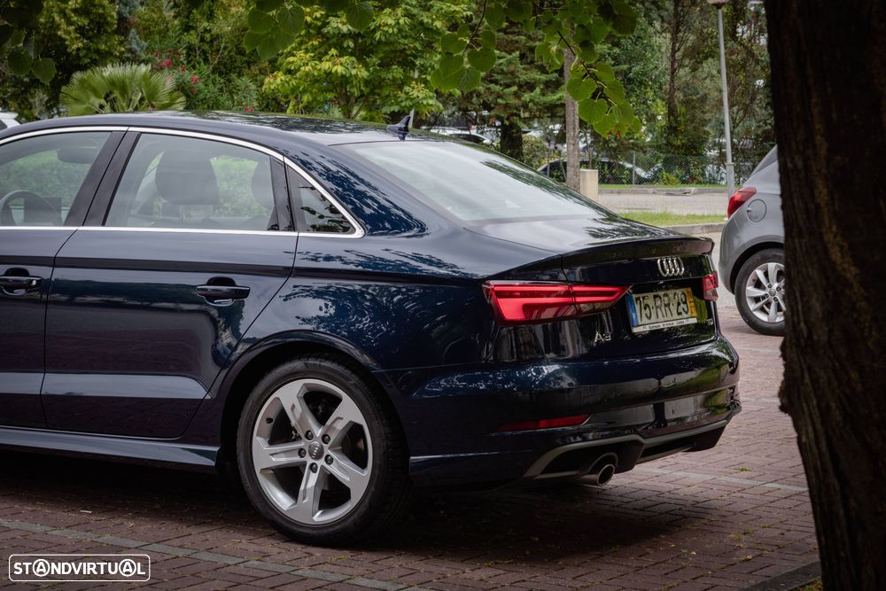 Audi A3 Limousine 1.6 TDI S-line - 16