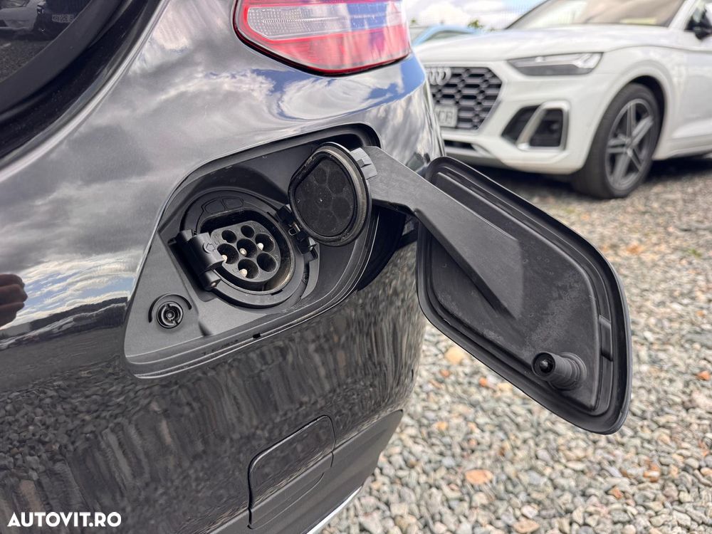 Mercedes-Benz C 300 de 9G-TRONIC AMG Line - 11