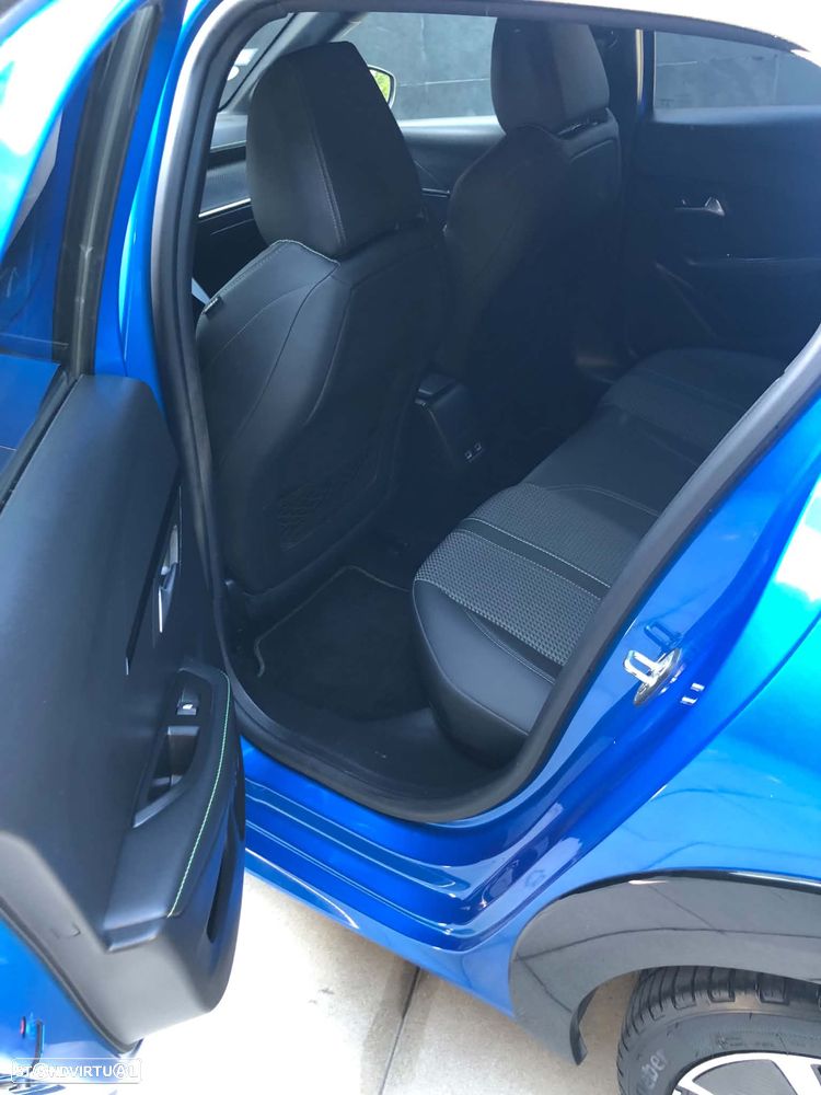 Peugeot e-208 GT Pack - 11