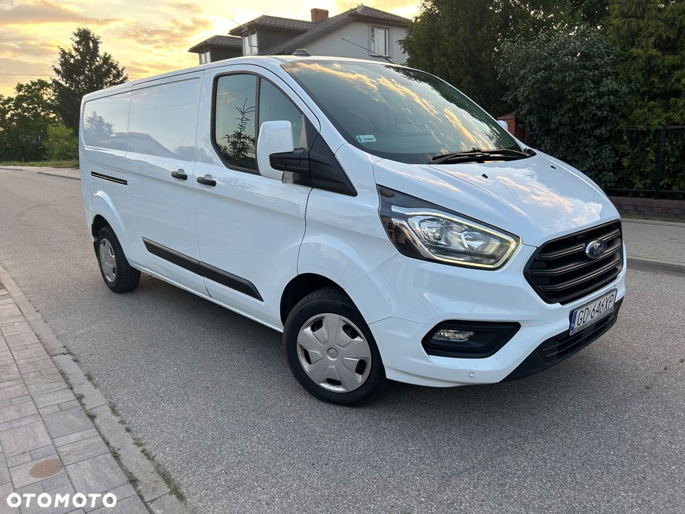 Ford Custom - 2