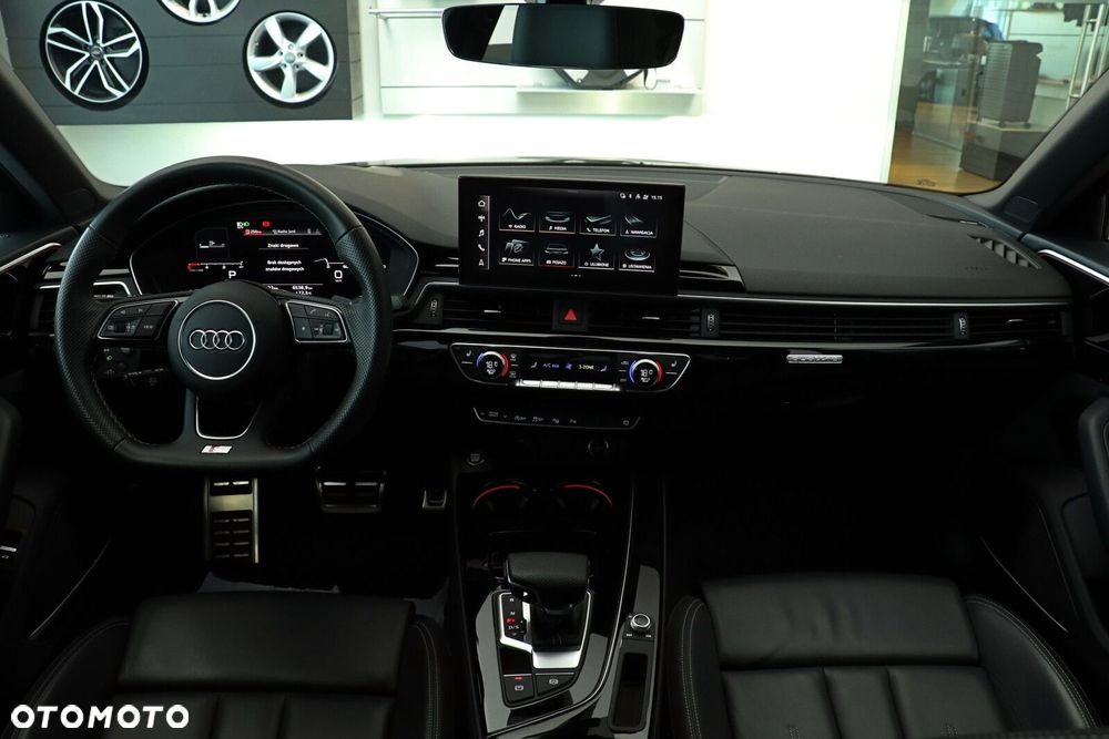 Audi A4 Limousine - 23