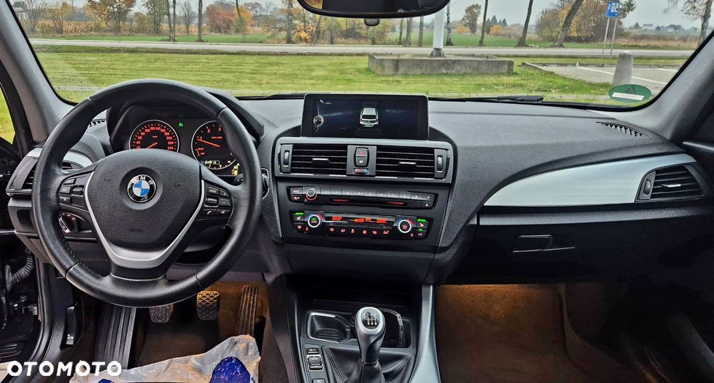 BMW Seria 1 118d - 14