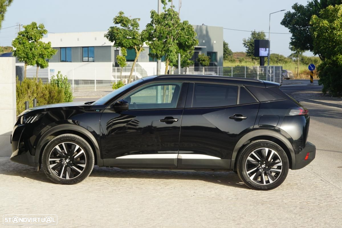 Peugeot e-2008 50 kWh GT - 6