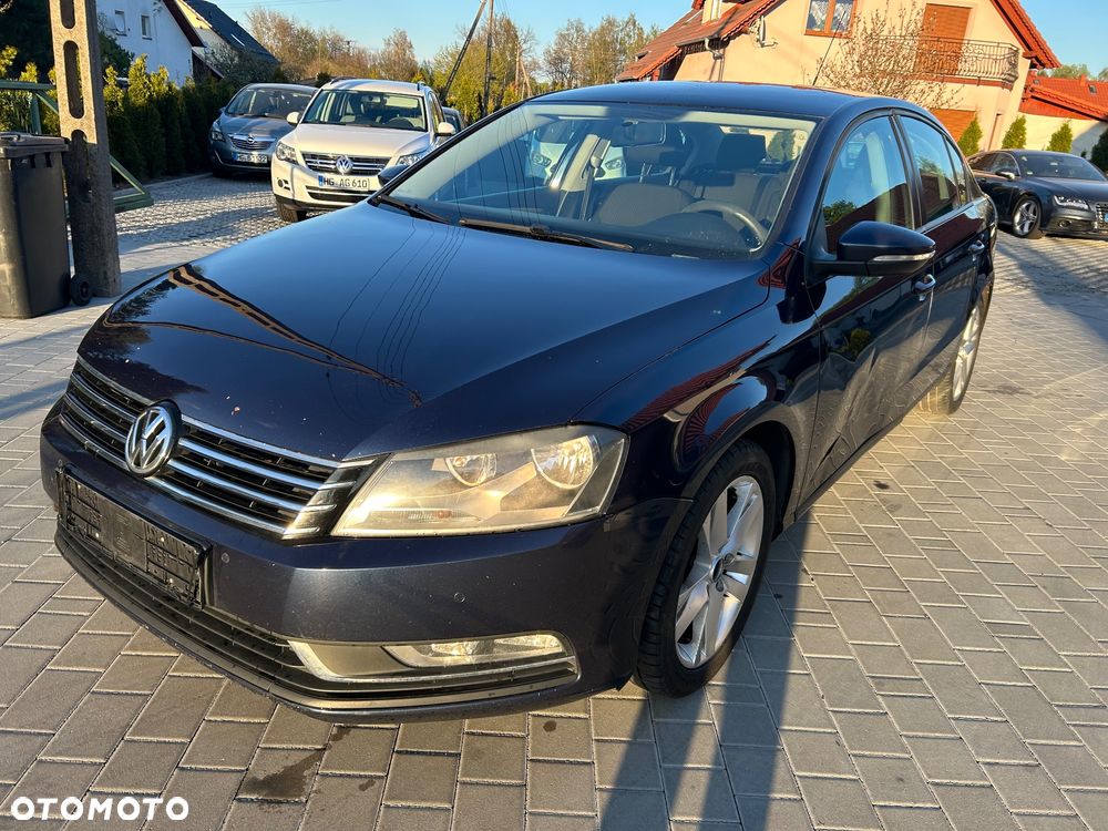 Volkswagen Passat 2.0 TDI DSG BlueMotion Technology Comfortline - 2