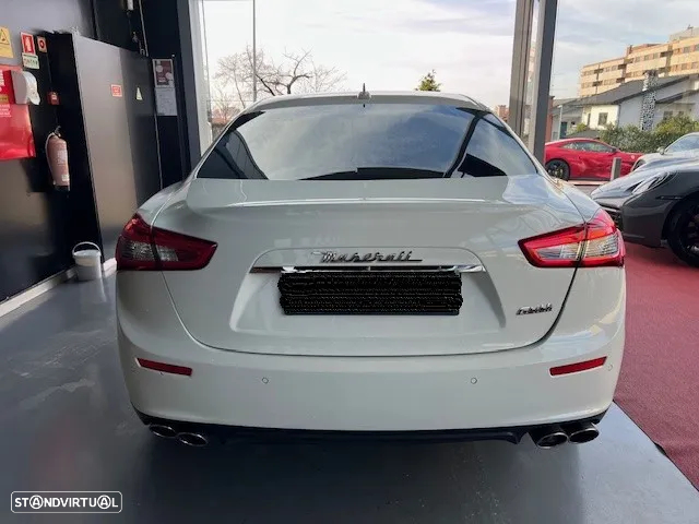 Maserati Ghibli Diesel - 8