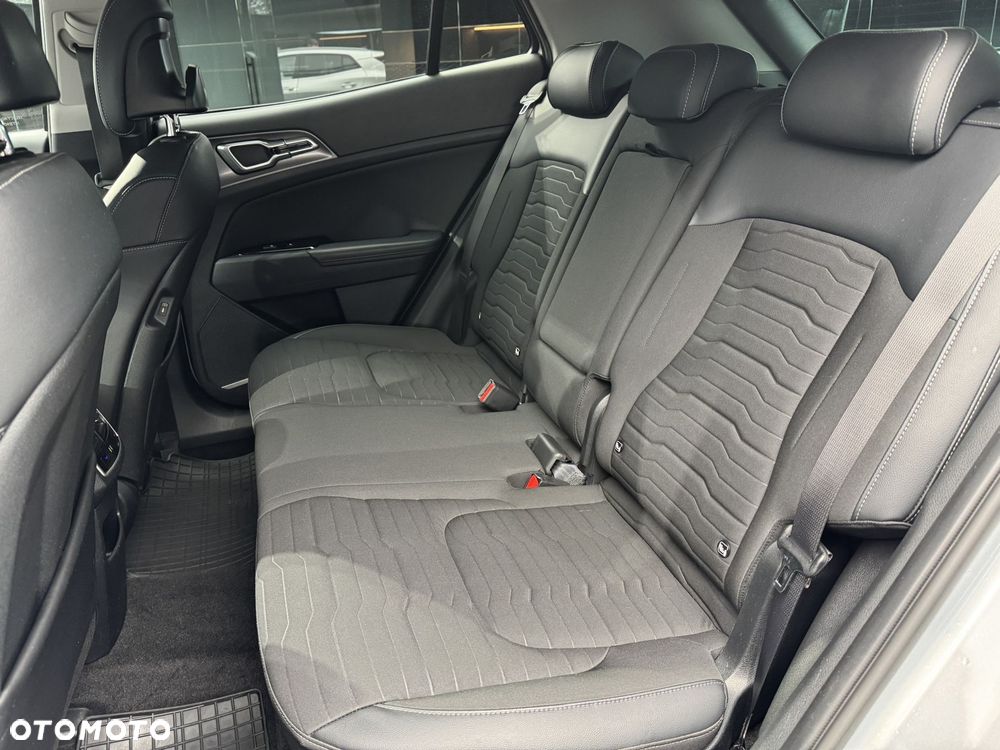 Kia Sportage 1.6 T-GDI HEV Business Line 4WD - 15