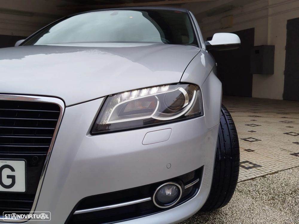 Audi A3 Cabrio 1.6 TDi DPF S line Sport Pack - 9