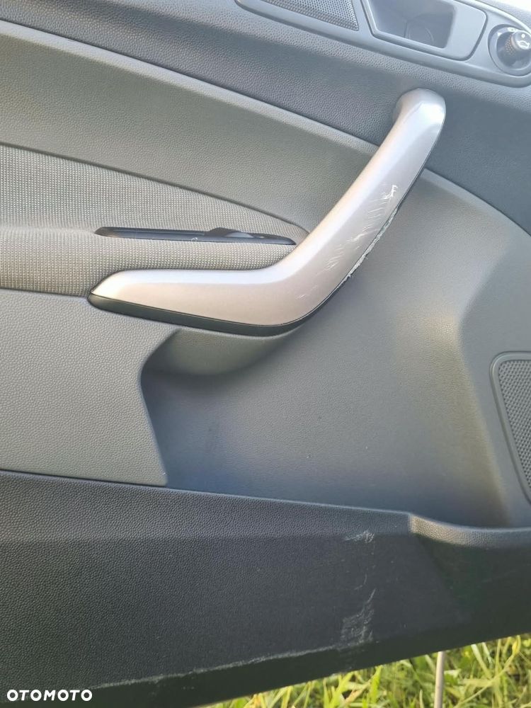 Ford Fiesta 1.25 Ambiente EU5 - 14