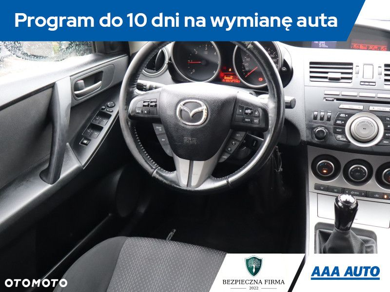 Mazda 3 - 8