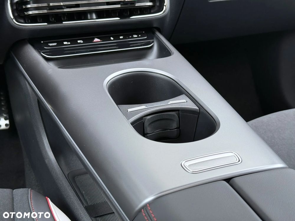 Mercedes-Benz CLA - 15