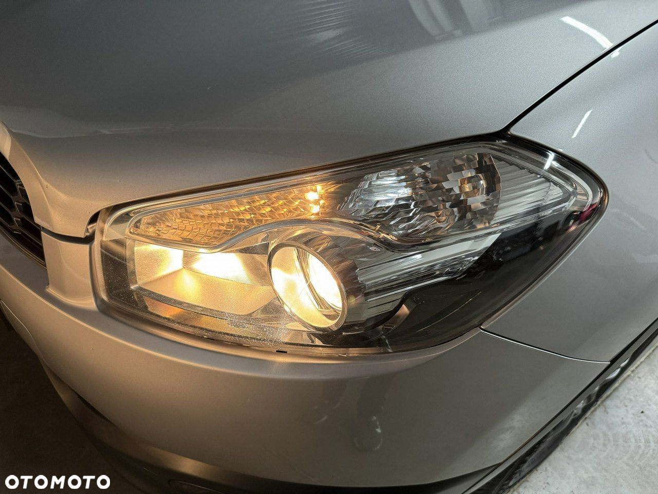 Nissan Qashqai - 25