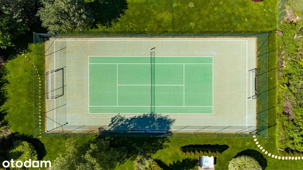 Wyjątkowa posiadłość z ogrodem, boiskiem i kortem - Pełny obrazek: 5/20