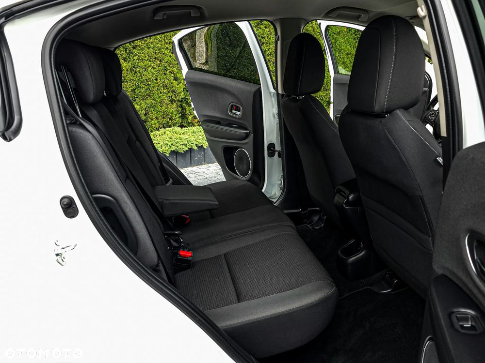 Honda HR-V 1.5 i-VTEC CVT Executive - 19