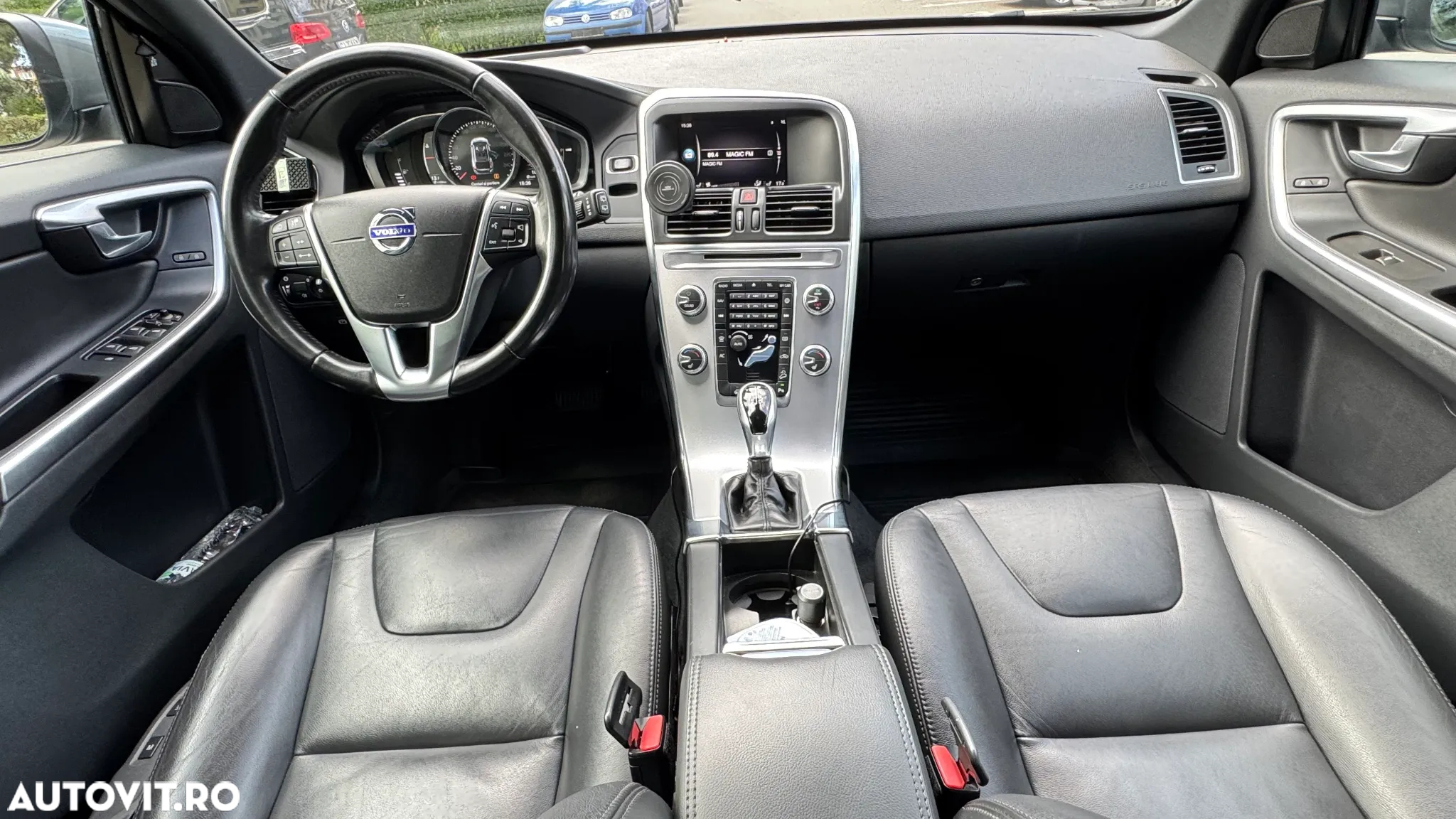 Volvo XC 60 D4 AWD Geartronic Summum - 10