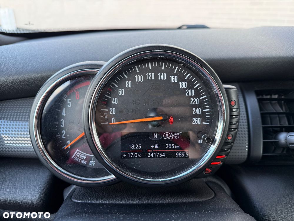 MINI Cooper D - 24