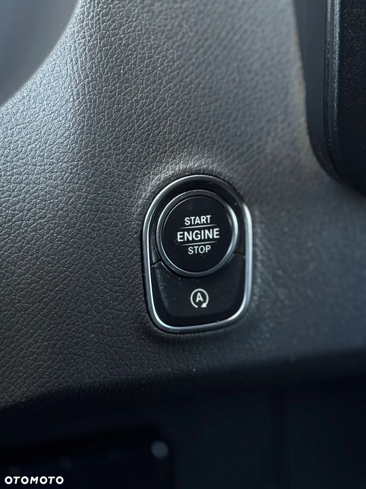 Mercedes-Benz SPRINTER - 26