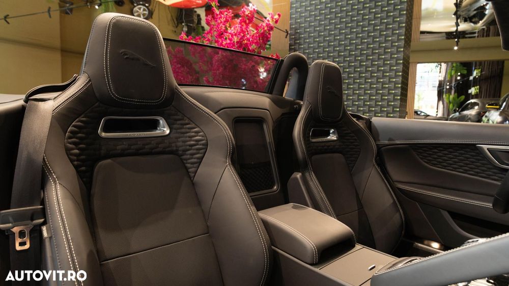 Jaguar F-Type Cabriolet 2.0 Aut. R-Dynamic - 11